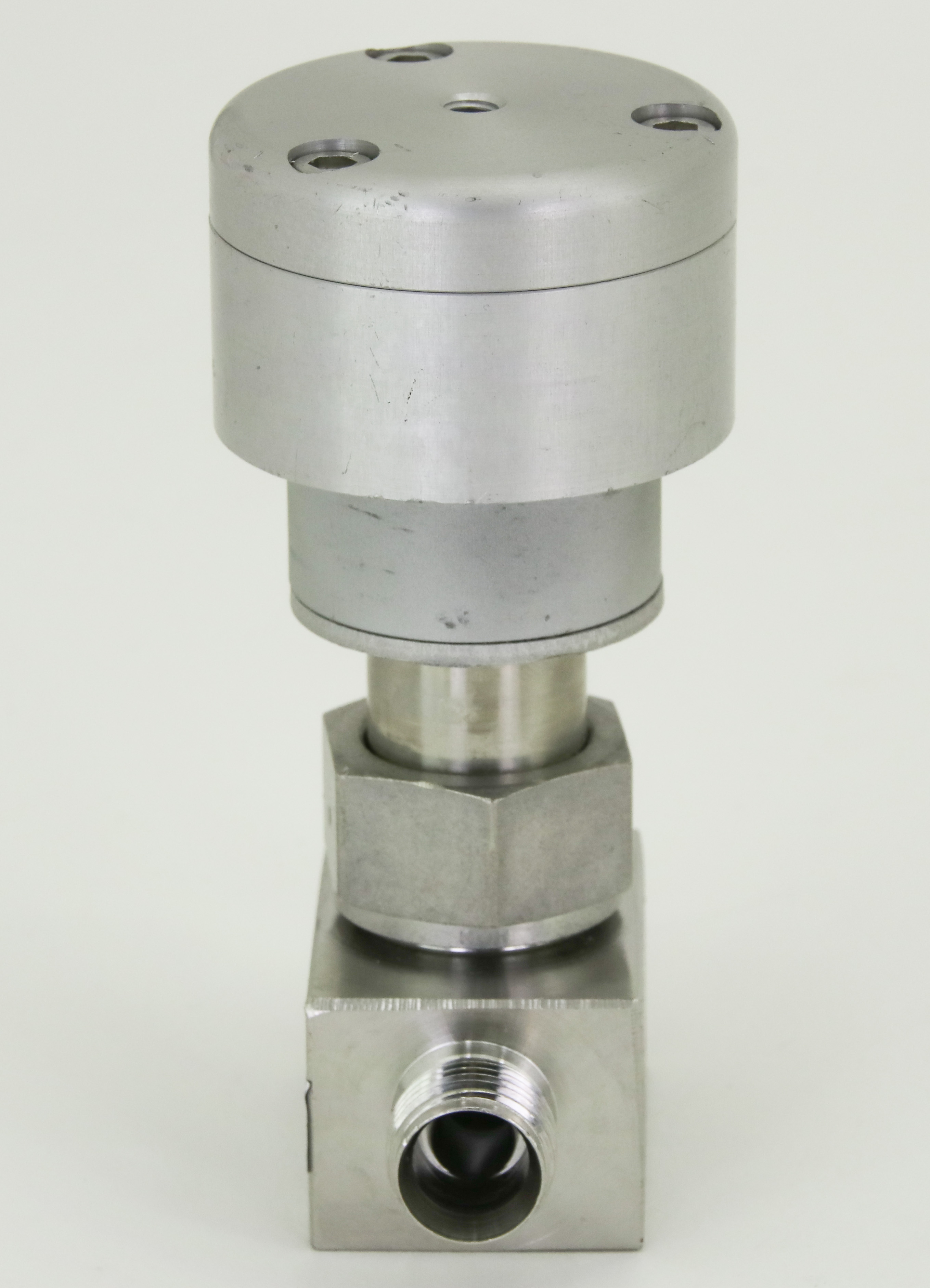 3137 SWAGELOK STAINLESS STEEL BELLOWS SEALED VALVE SS-6BK-1C – J316Gallery